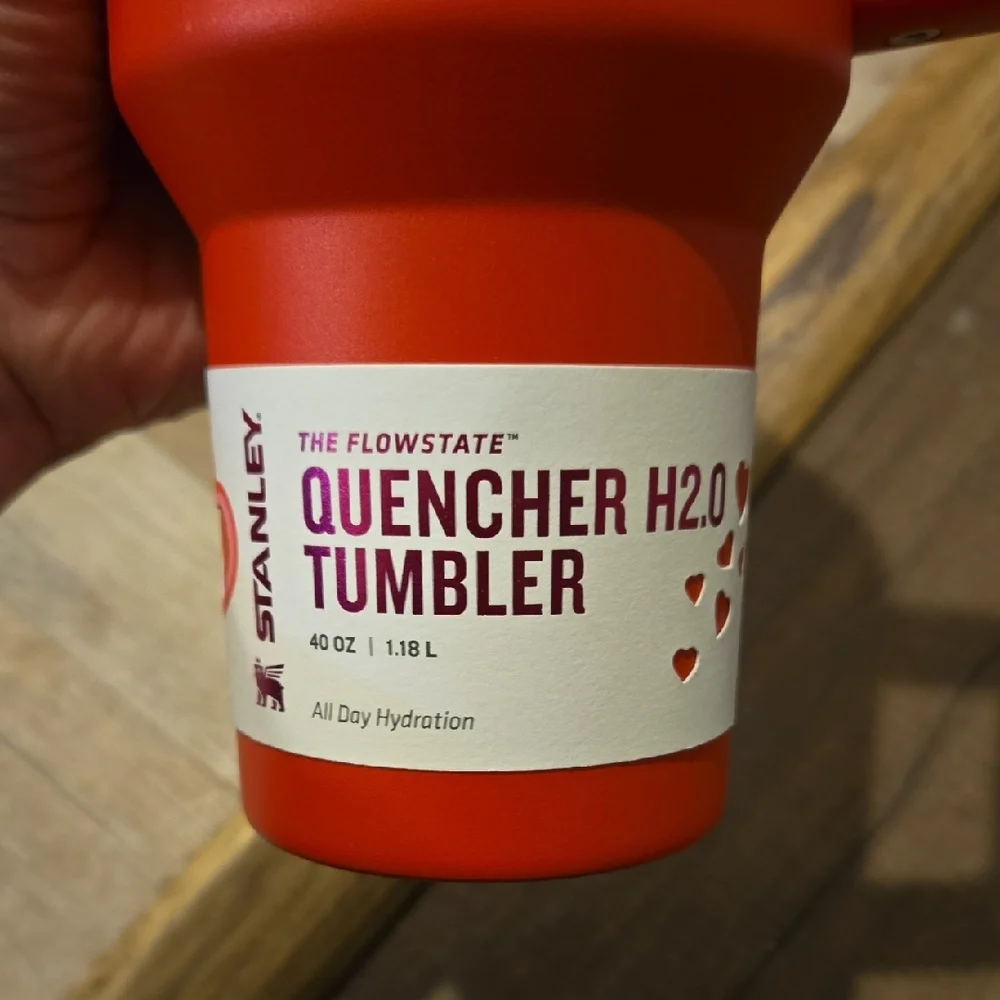 Stanley Ruby Hearts Flowstate Quencher Tumbler - Picture 2 of 11